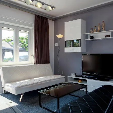 Apartment Ela By Interhome Daire